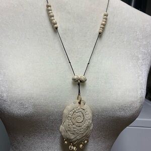 Shell Creme Pendant Necklace from Hawaii